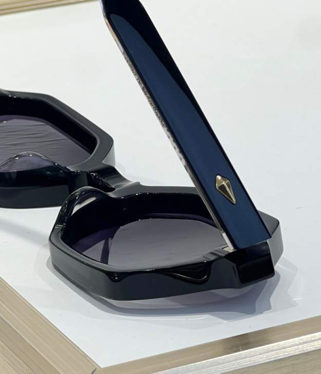 Picture of Kuboraum Sunglasses _SKUfw70683240fw